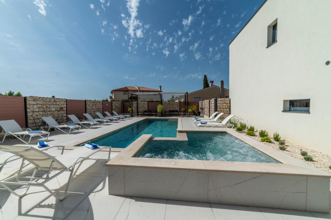 Pinna Residence - Tonna Pula Bagian luar foto