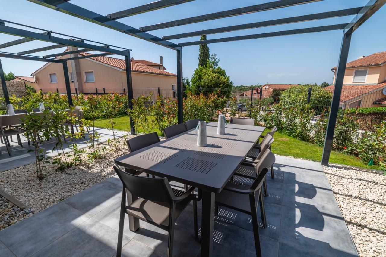 Pinna Residence - Tonna Pula Bagian luar foto